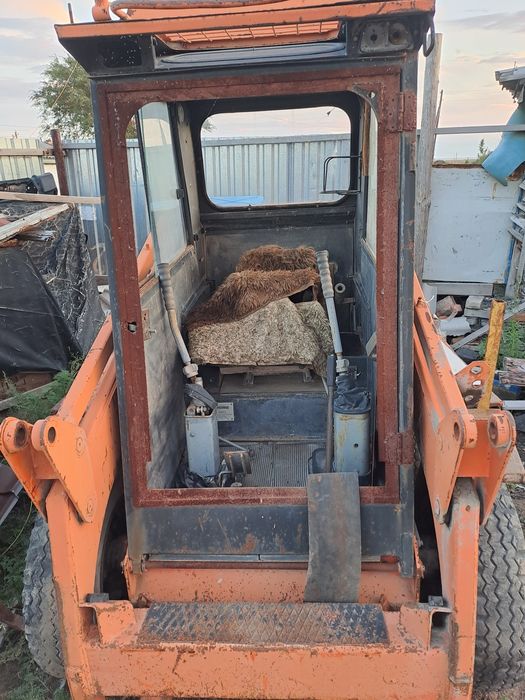 Продам минипогрузчик ПУМ 500