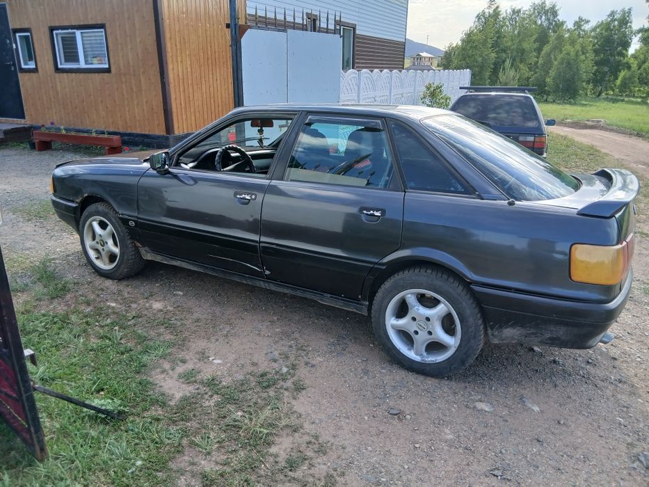 Продам ауди80 б3.