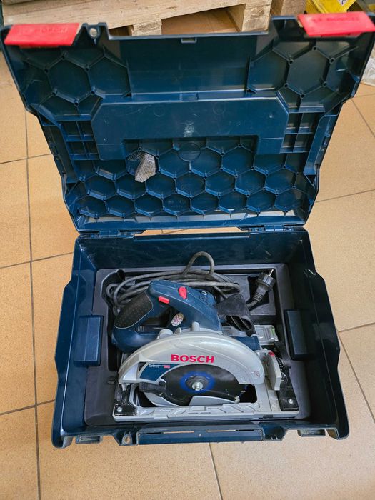 BOSCH професионален електрчески циркуляр
