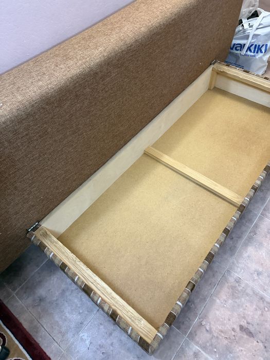 Продам раздвижной диван. Алматы. Срочно