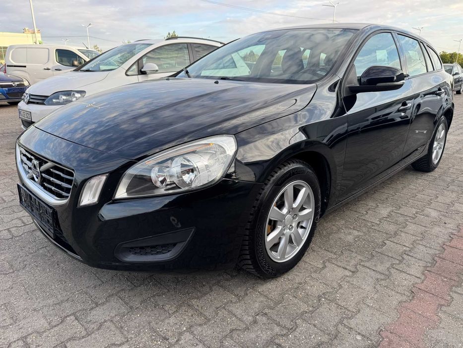 Volvo V60 DRIVe - An 2011 - 1.6 D2 115Cp Euro 5 - City Safety