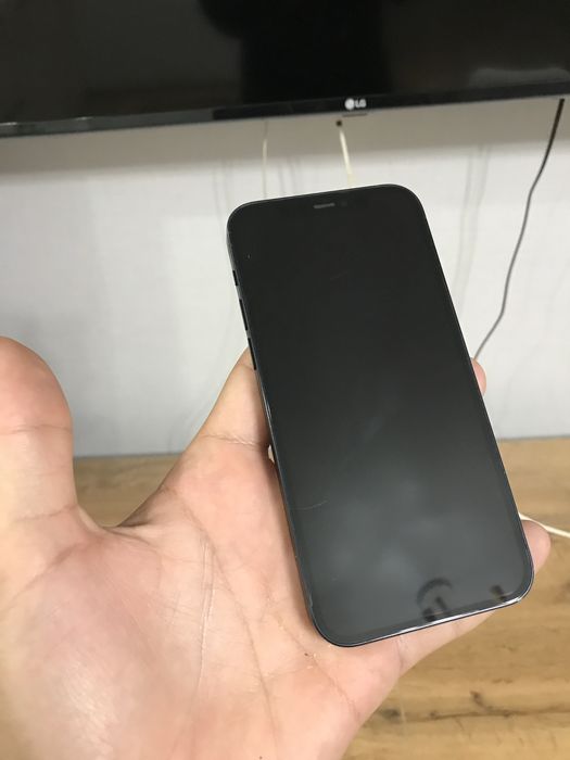 Iphone 12 128/73 без ремонта
