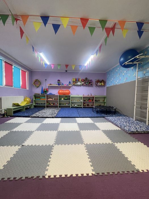 Сдам в аренду детский центр