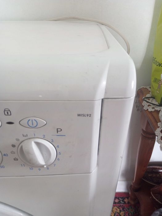 Б/У Стиральная машина Indesit
