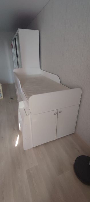 Продам кровать 3 в 1