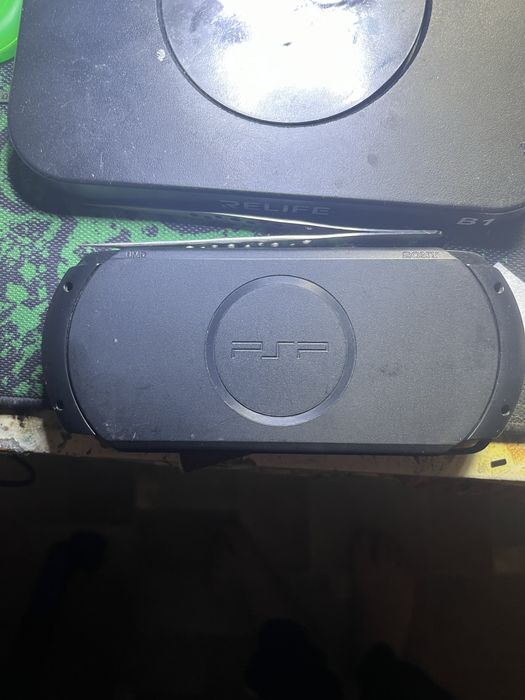 PSP   E1008   64giga