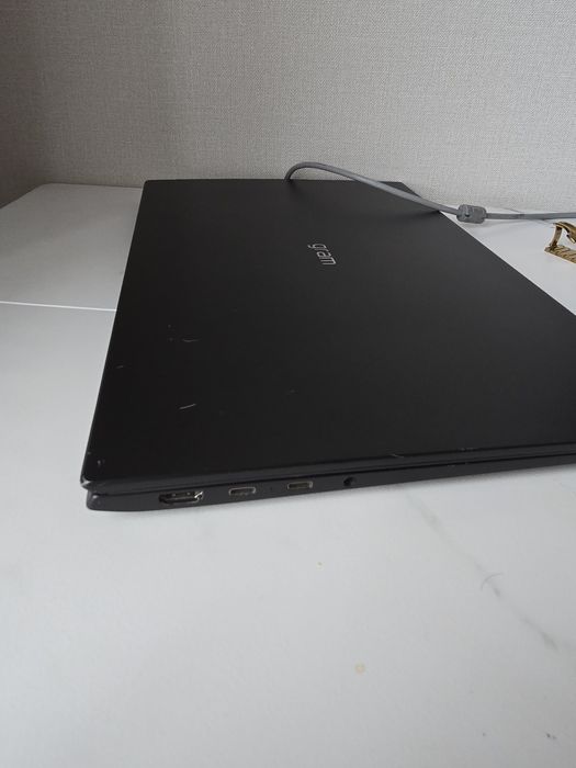 Lg gram 16 16Z90R