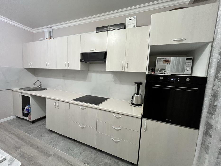 Кухонный гарнитур, 4 метр