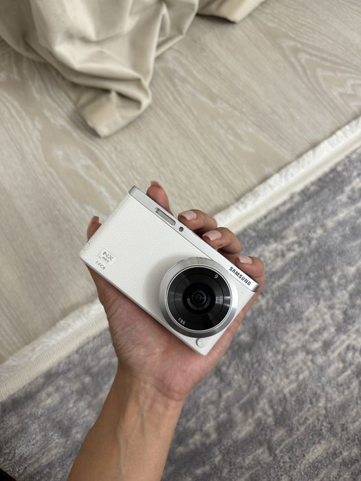 Камера Samsung NX mini