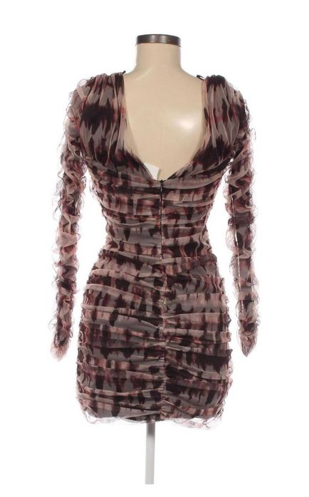 Рокля на Зара с етикета