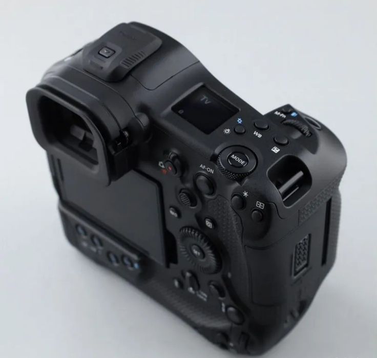 Canon Eos r1  body