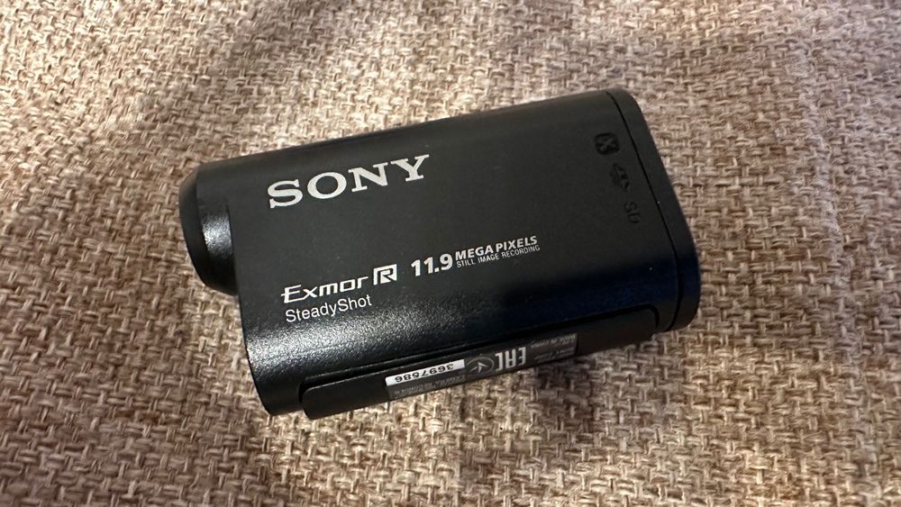 Sony HDR-AS20 - camera actiune fara acumulator