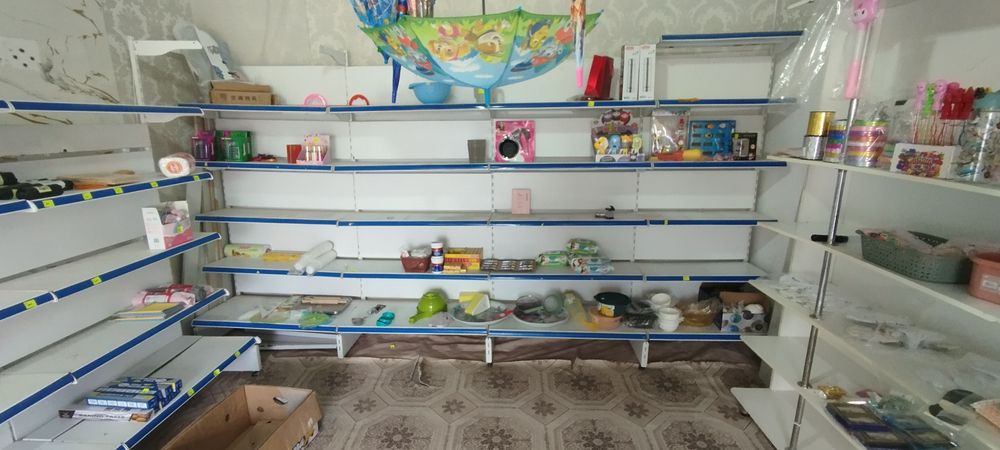 Стеллажи для магазина