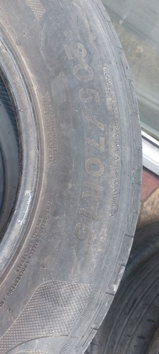 Продам шины 205/70 R15
