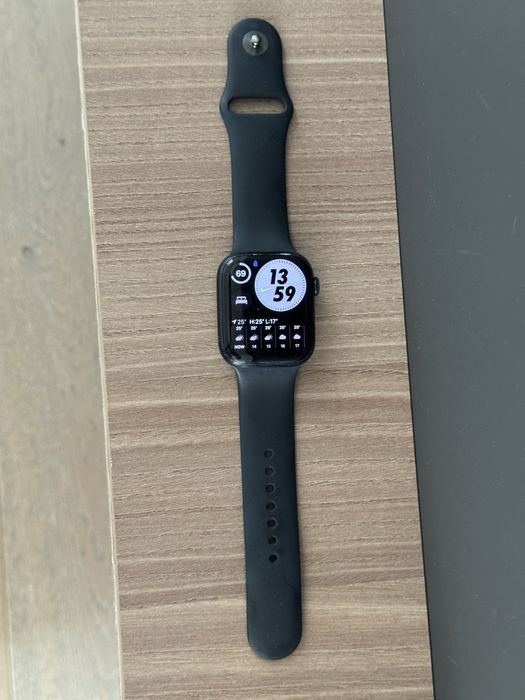 Apple watch series 7 45mm