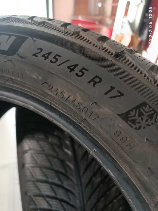 2бр.зимни гуми 245/45/17 Michelin
