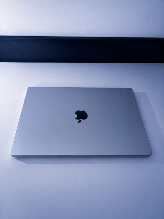 apple macbook pro m2 - Laptopuri oferte online | OLX.ro