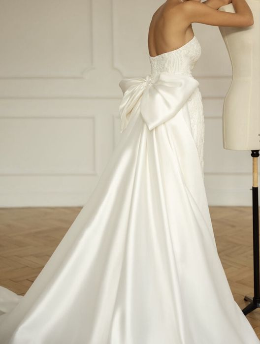 Rochie mireasa deosebita Reya S/M