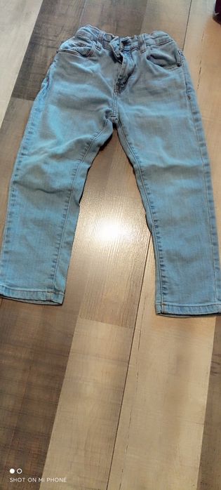 Детские джинсы на мальчика