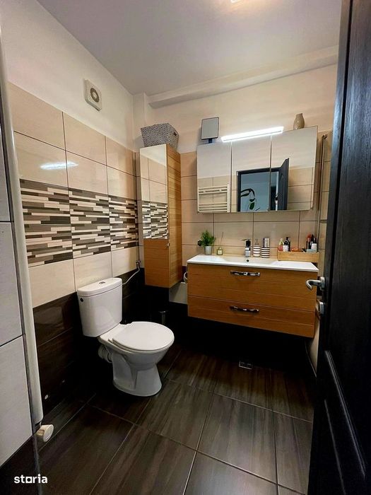 2 camere NORD , mobilat / utilat / PARCARE , Amplasament DEOSEBIT