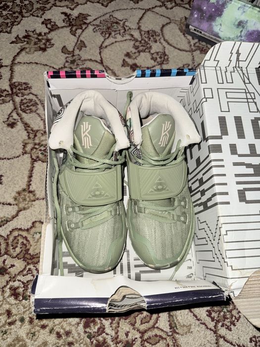 Кроссовки кайри