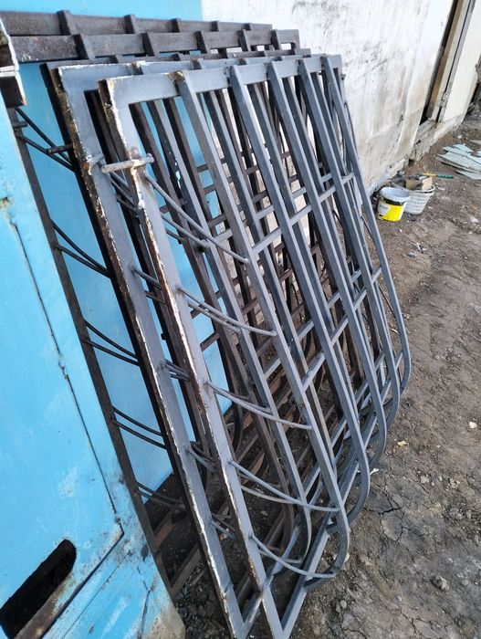 Решетки на окна железо