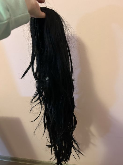 Полуестествена перука