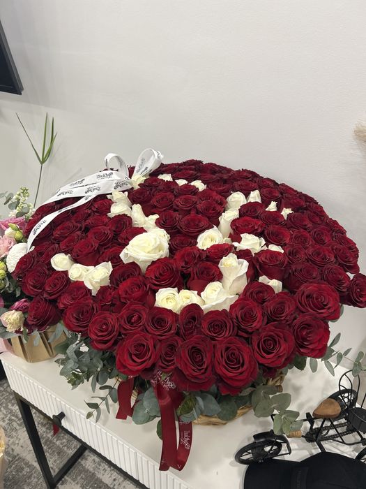 Продам цветы срочно