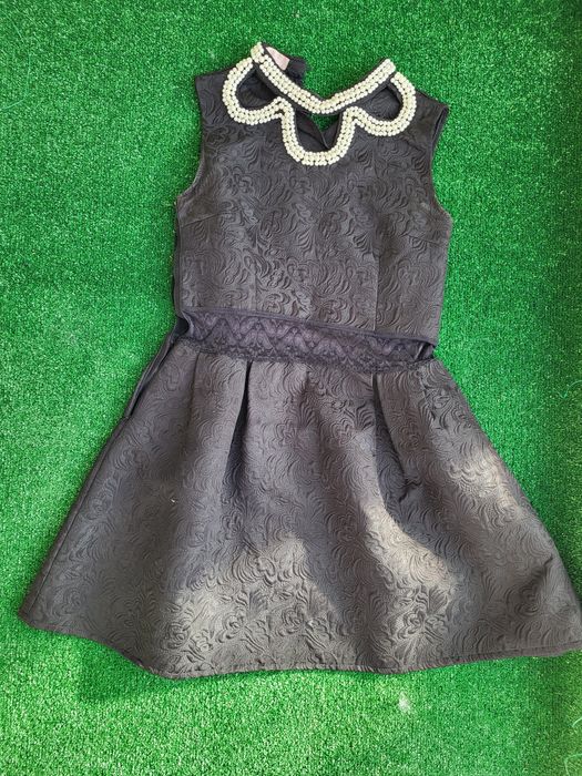 Черна вечерна рокля