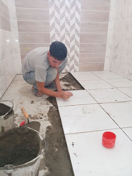 Маляр усталар кўп стажга эга