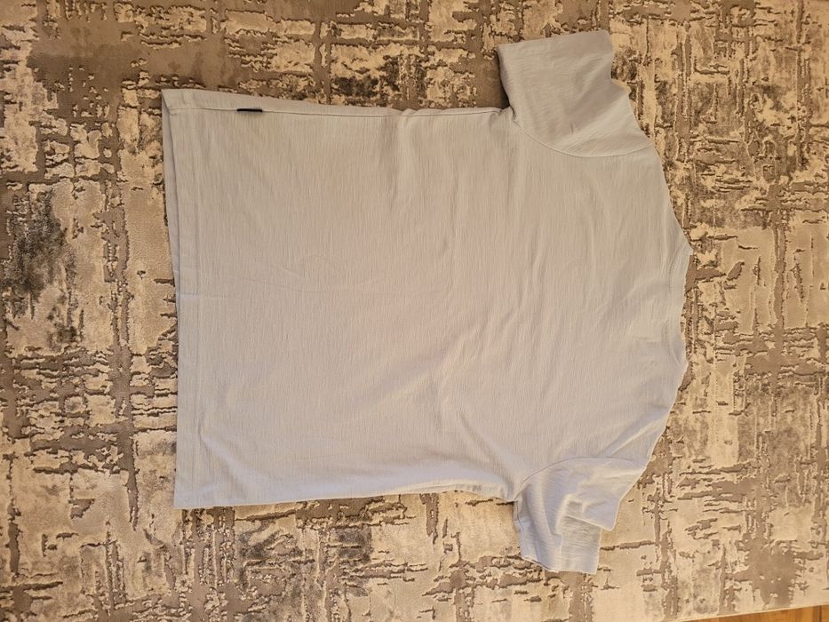 Vând tricou tom Taylor