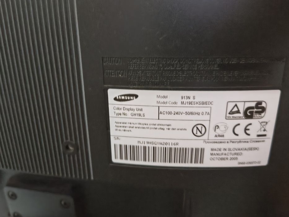 LCD monitor Samsung SyncMaster 913N stare impecabilă