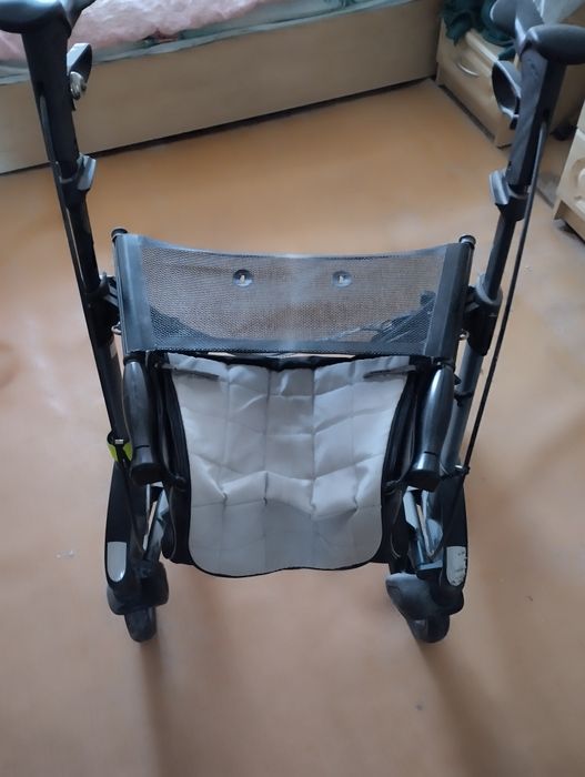 Продаю ходунки--сумка ( с Германии)