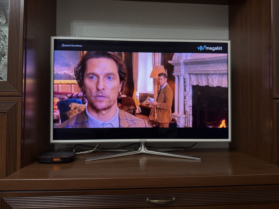 Телевизор Samsung