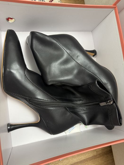 Ботильоны на каблуке