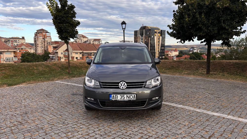 Volkswagen Sharan Highline/184CP/DSG/7Locuri/4Motion/Electrice/Carlig/Xenon/Led/Webasto/