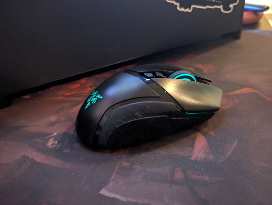 Razer basilisk ultimate with dock