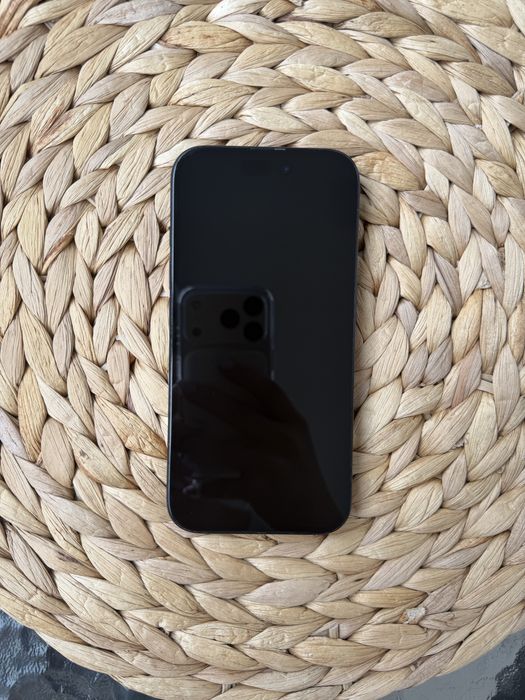Iphone 16 negru- stare perfecta