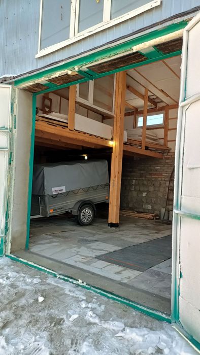 Гараж продам недоделанный двухэтажный