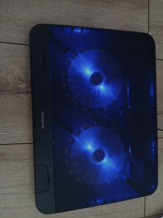 продам подставку для ноутбука