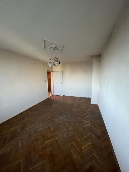 Продава се Тристаен апартамент в Шумен, Болницата - 97 кв.м за 973 €/кв.м - Снимка #8