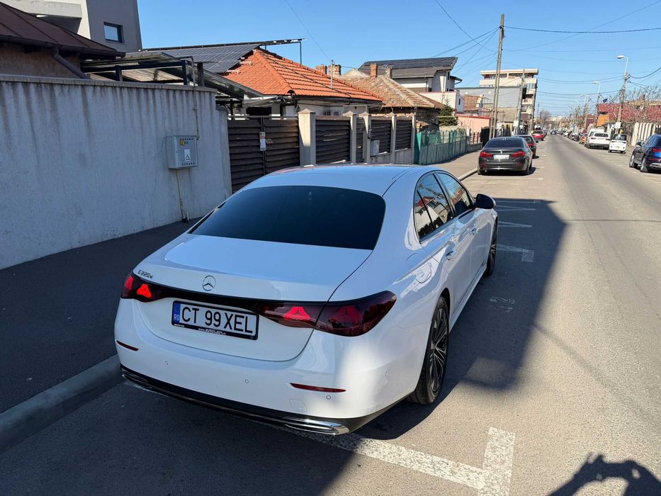 MERCEDES-BENZ E-Class 2024 — imagine 3