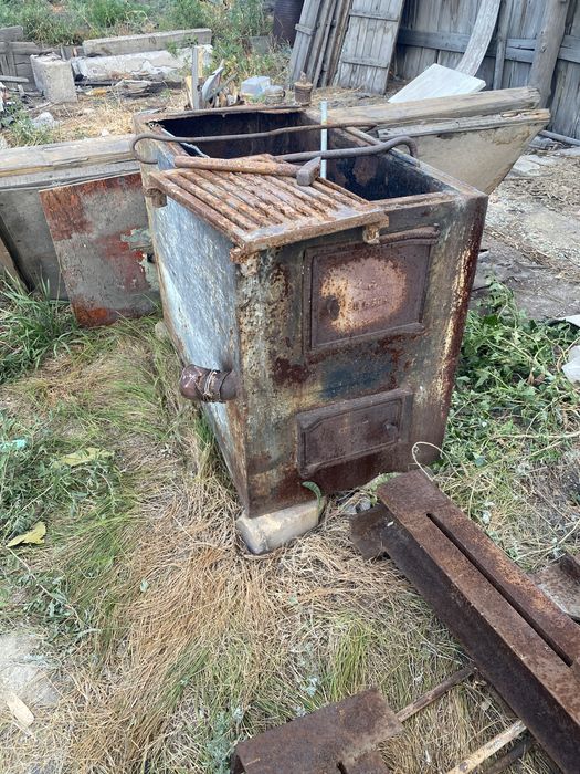 Продам рельсы 10000 шт котел 50000