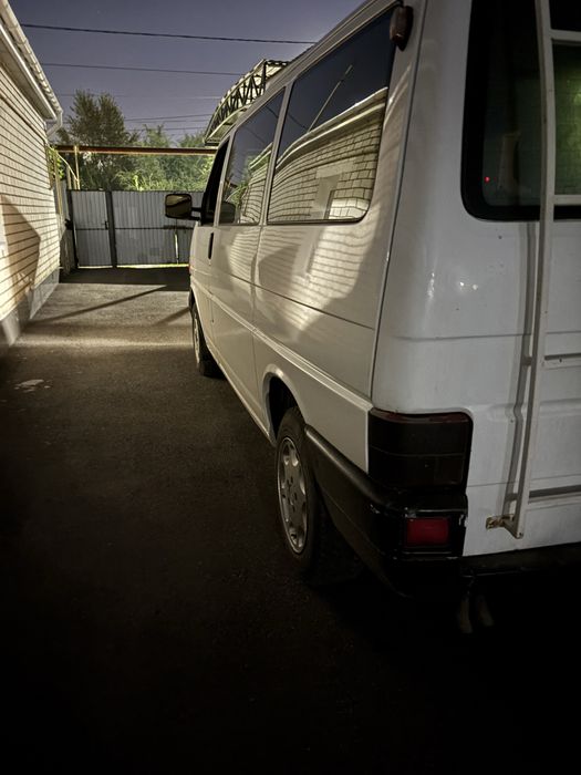 Продам Volkswagen Caravelle T4