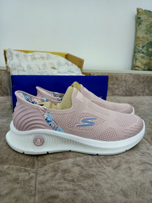 Yangi Skechers slip-ins, 2025 yangi model