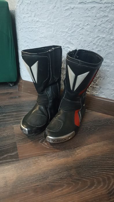 Продам  Мотоботы