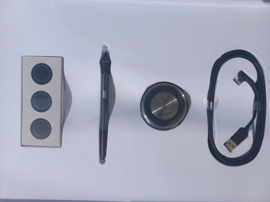 Tableta Grafica Wacom Intuos Pro L (PTH-860) – Impecabila