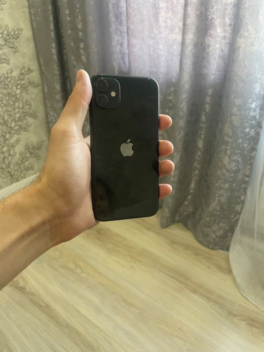 Продам Iphone 11, в хорошем состояние