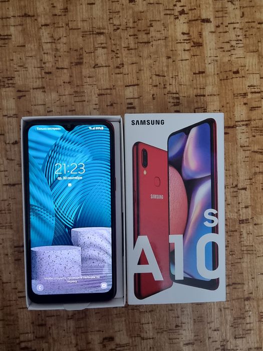 Samsung A10S 32гб