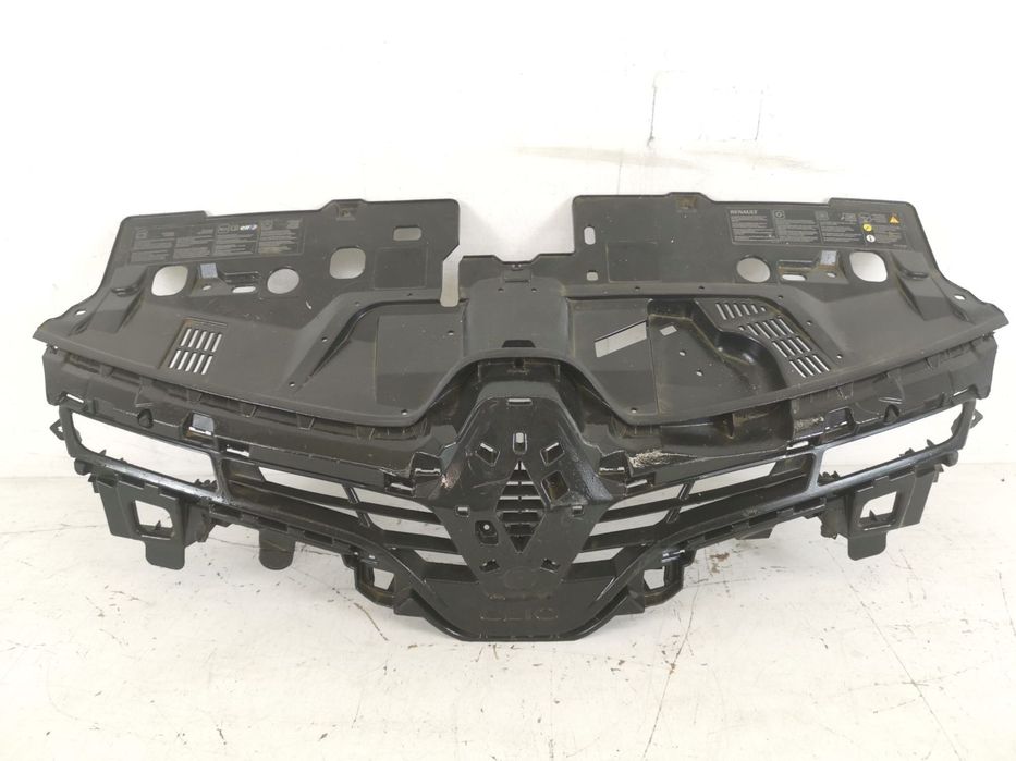 Grila Radiator Renault  Clio 4 [2012 - 2020] Originala In Stare Buna